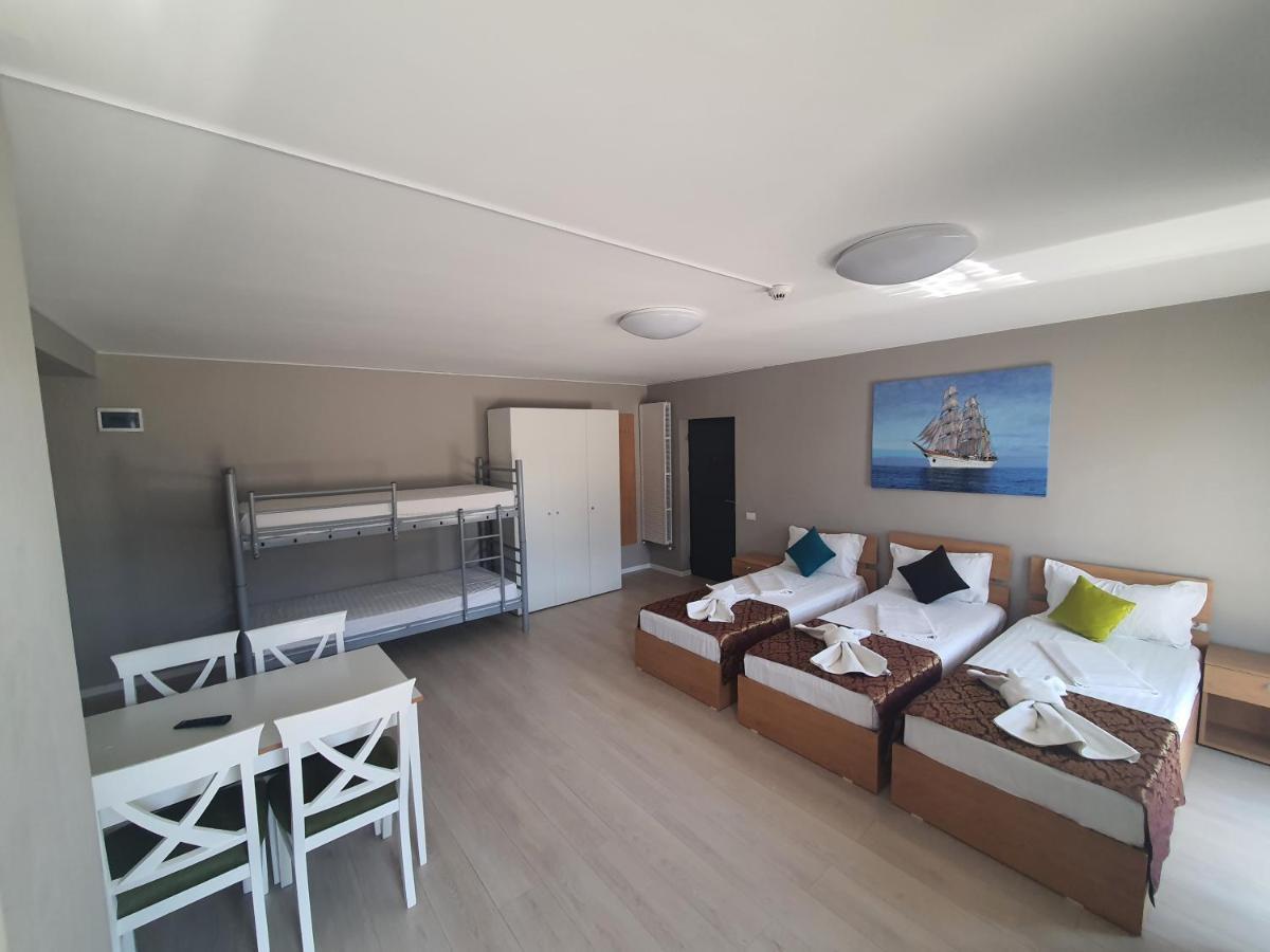 Aparthotel Nevada - Apartamente コンスタンツァ エクステリア 写真